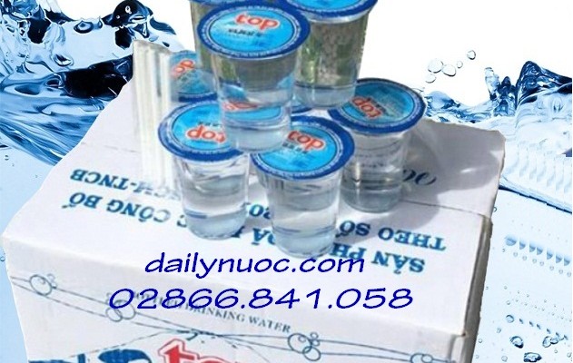 Giá Chai Nước Suối 500ml, 250ml, 150ml và 330ml Bao Nhiêu Tiền?